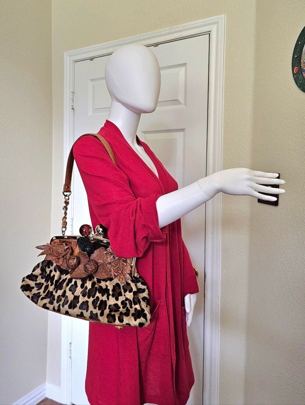 Sharif Leopard Print with Kisslock Handbag